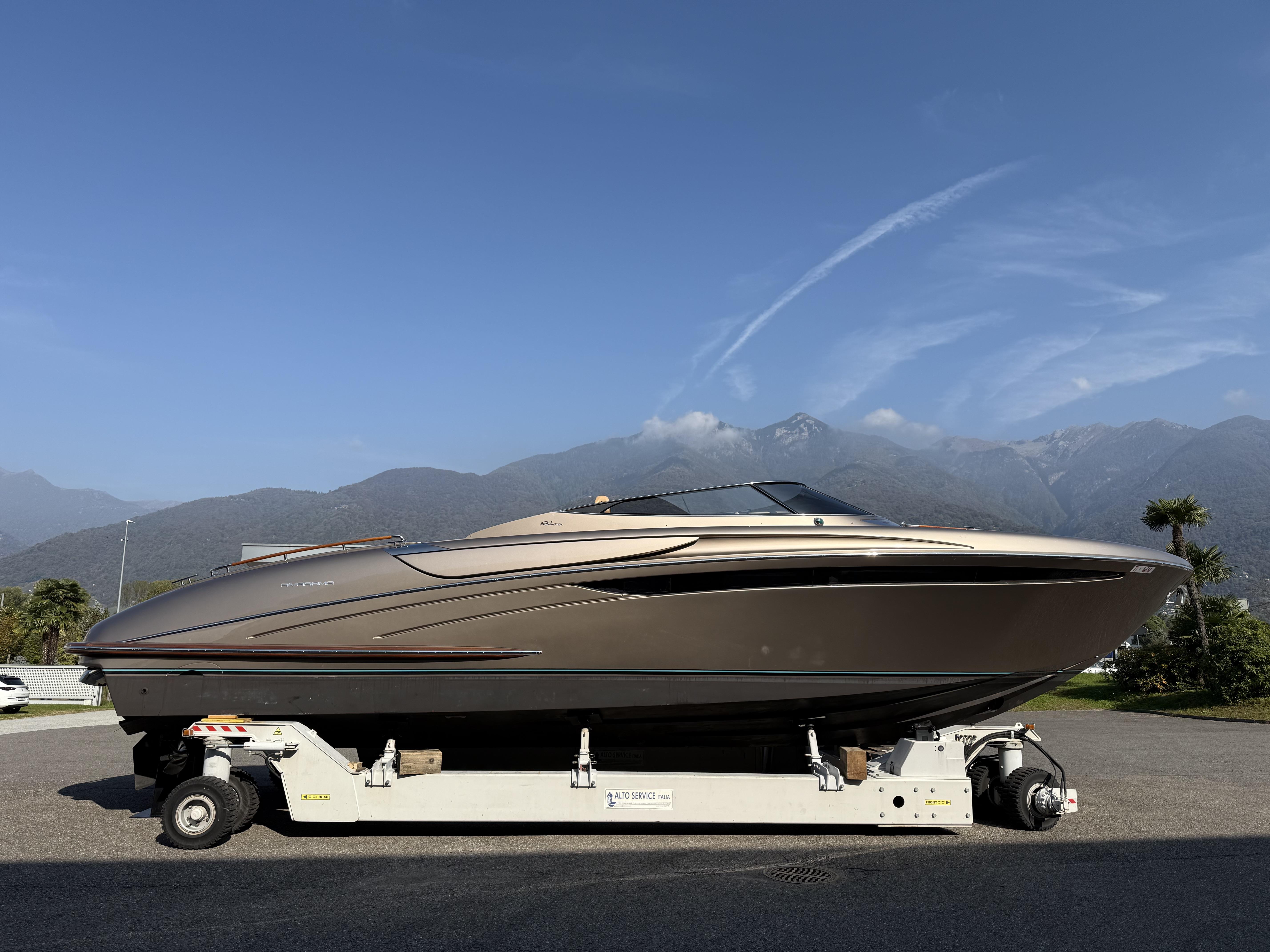 2009 RIVA 44 RIVARAMA 